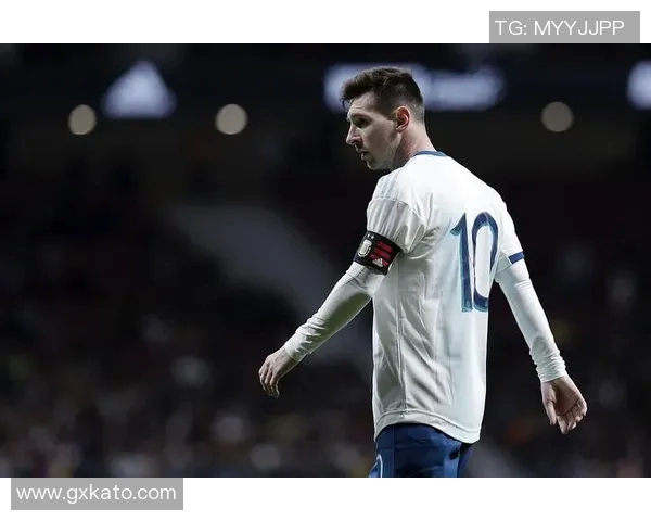 一问一答形式带你认识世界著名足球球星的成长经历与辉煌成就