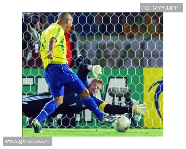 聚焦当今足球世界大牌球星辉煌瞬间与传奇故事全景解读