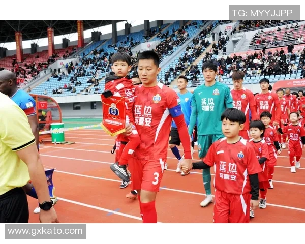 一场足球比赛中究竟有多少位球星参与他们的角色和表现如何