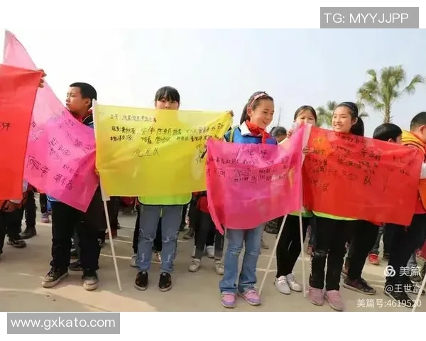 西藏拉萨足球球星成长之路与家乡文化底蕴交织的励志故事 西藏拉萨足球球星成长之路与家乡文化底蕴交织的励志故事