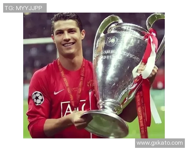 足球历史上不可忽视的传奇球星人物盘点及其辉煌成就回顾